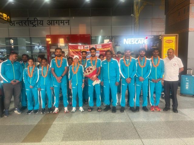 Indian race walking team that competed at World Athletics Race Walking Team Championships in Antalya got a warm welcome on their arrival back in Delhi.

#indianathletics #athletics